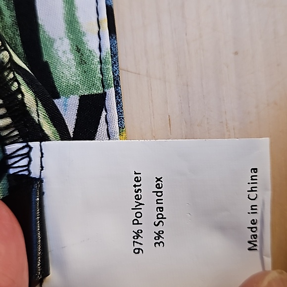 ALLEGRA K Wrap around tie in back top Sz. S - Picture 4 of 5